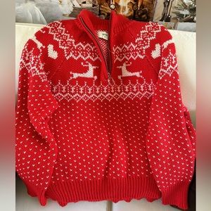 Aerie sweater. Never worn. Excellent condition